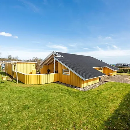 Holiday home Halla - 250m From The Sea By Interhome Sjolund