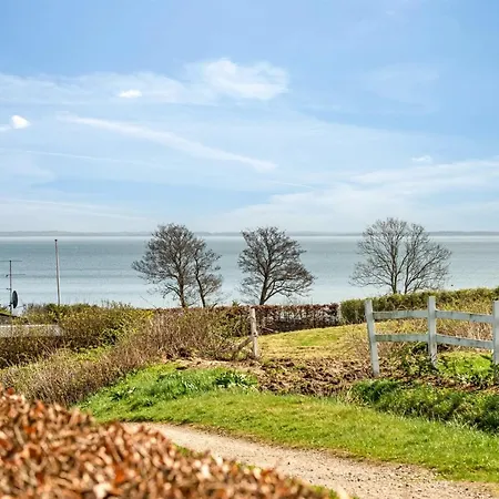 Halla - 250m From The Sea By Interhome Ferienhaus