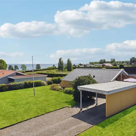 Halla - 250m From The Sea By Interhome Ferienhaus