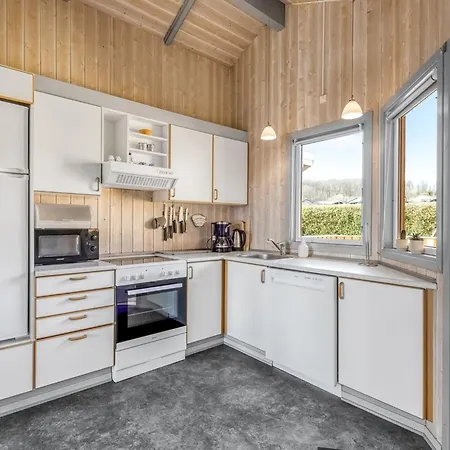 Halla - 250m From The Sea By Interhome Dom wakacyjny Sjolund