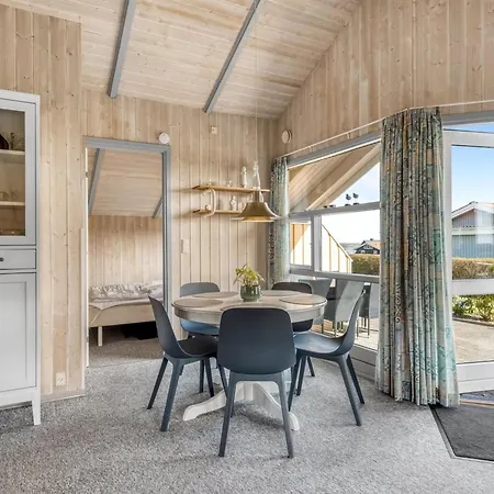 Halla - 250m From The Sea By Interhome Dom wakacyjny
