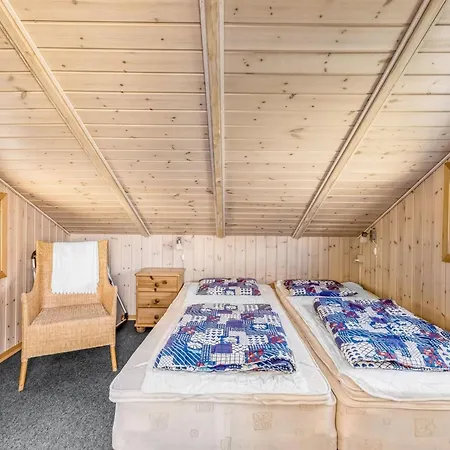 Dom wakacyjny Halla - 250m From The Sea By Interhome Sjolund