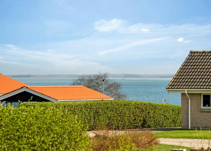 Halla - 250m From The Sea By Interhome *