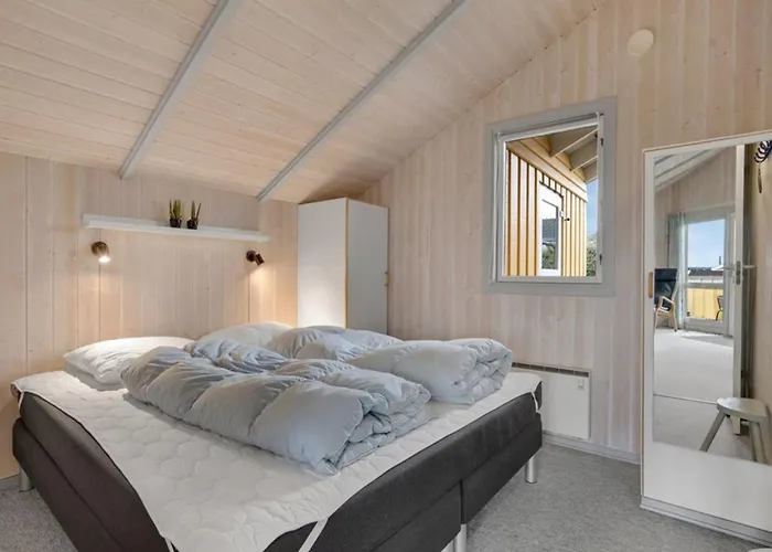 Halla - 250m From The Sea By Interhome *